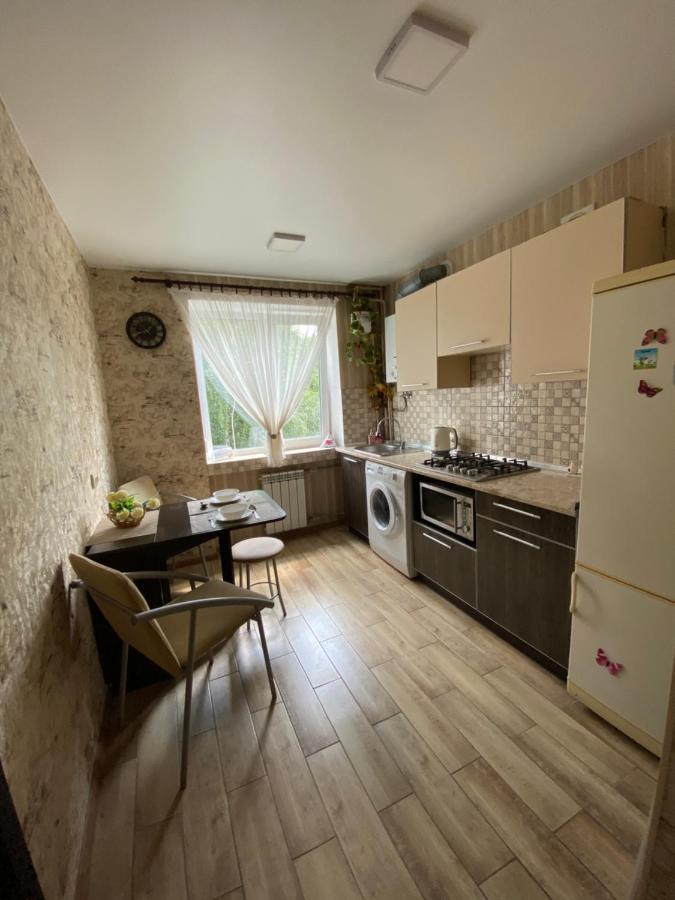 Apartment 30 M2 On Sergei Esenin 11 Kharkov Ngoại thất bức ảnh