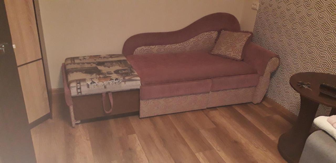Apartment 30 M2 On Sergei Esenin 11 Kharkov Ngoại thất bức ảnh